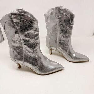 Dolce Vita Silver Leather Slouchy Kitten Heel Western Cowboy Boots Size 6